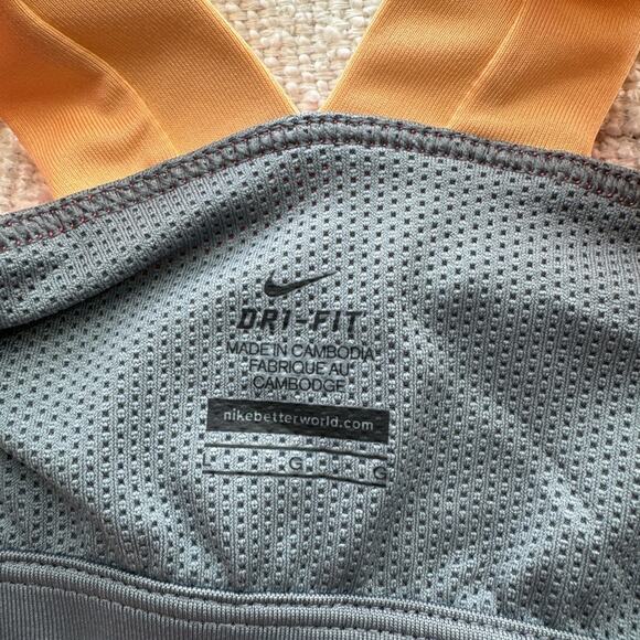 Nike Dry Fit Coral Orange Activewear Tank Size Large - Picture 9 of 11